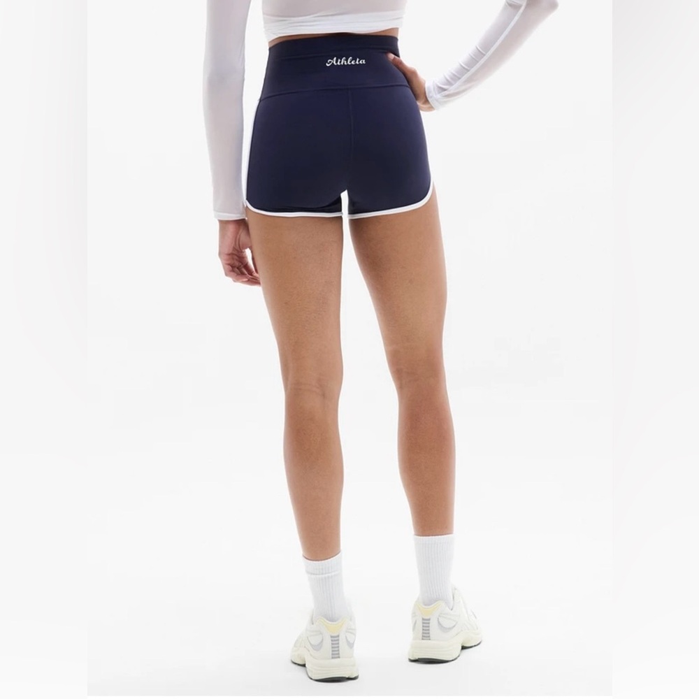 Athleta Transcend High Rise Tipped 3" Shortie - Picture 2 of 3